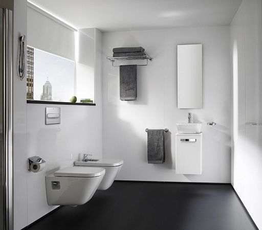 Чаша унитаза подвесная Roca The Gap 34647L000 с горизонтальным выпуском