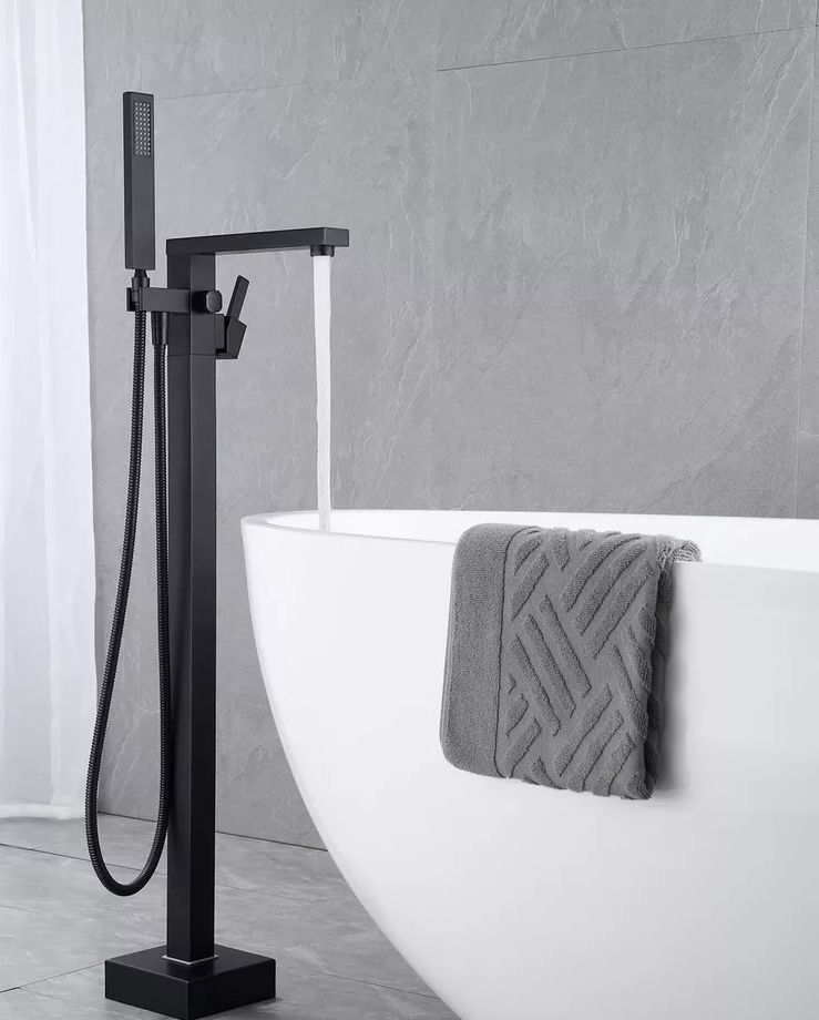 Смеситель ALBANO Black для отдельностоящей ванны BOCH MANN BM8923