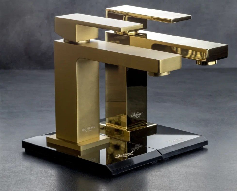 Смеситель для умывальника высокий QUBIC Gold